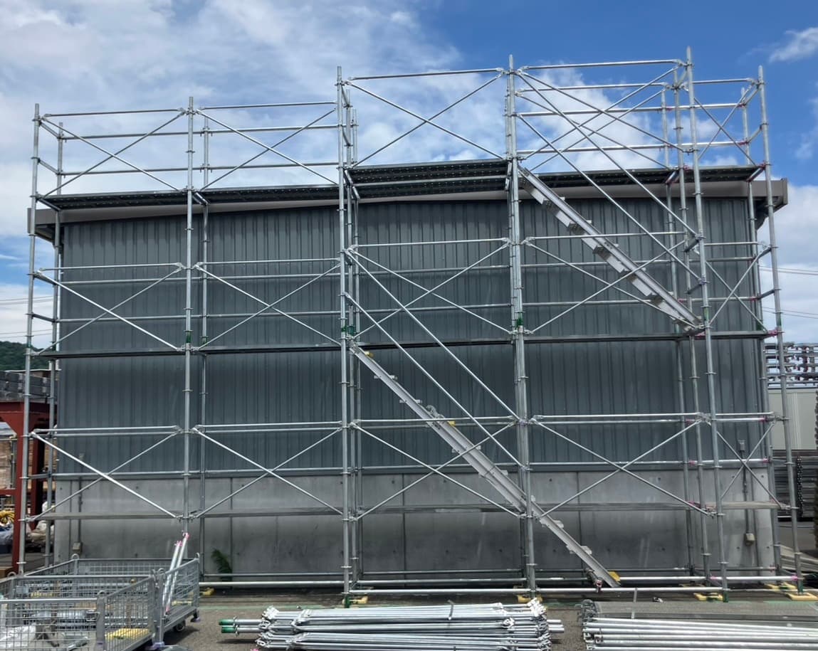 【神奈川県小田原市】 屋根塗装・サーモバリアスカイ工法着工